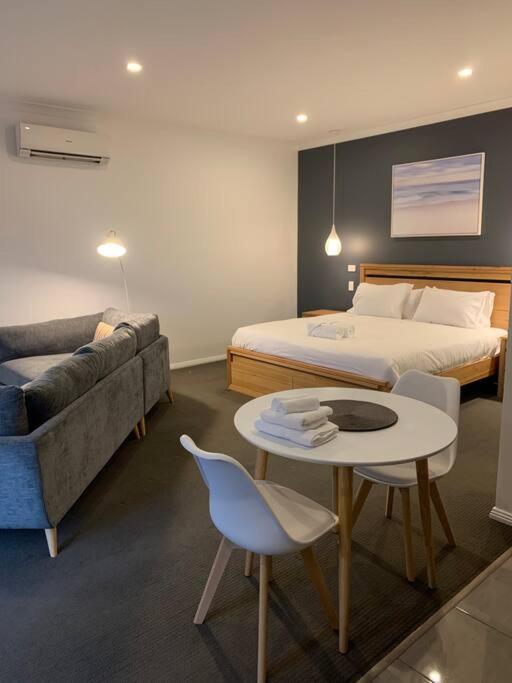 Beachfront Self Contained Studio White Beach Exteriör bild